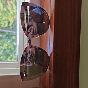 QUAY WOMEN'S SUNGLASSES